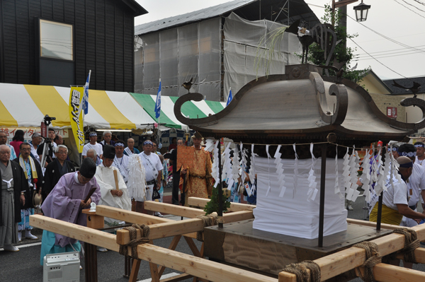 写真：須賀神社みこし環幸祭1