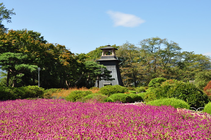 写真：沼田公園の鐘楼