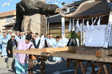 写真：須賀神社みこし環幸祭