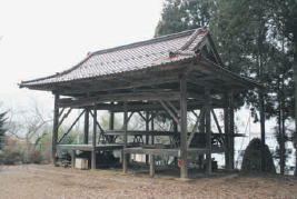 諏訪神社舞殿の写真