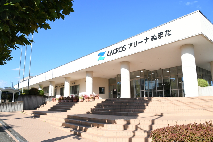 沼田市民体育館外観写真