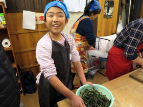 子ども料理写真