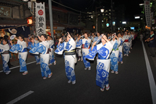 写真：千人おどり