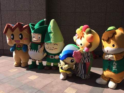 写真1：キノピー、ねぎ坊、まっくん、なんしぃちゃん、なかのん、ぐんまちゃん