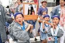 写真：子どもみこし（東ブロック）