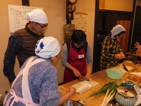 調理作業の様子