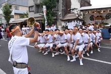 写真：須賀神社みこし