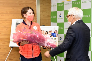 田村選手訪問02