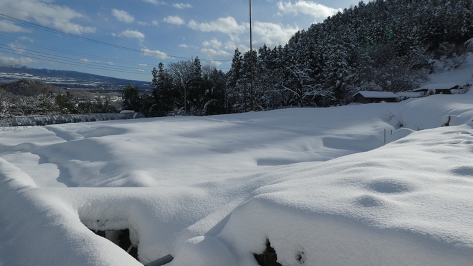 冬の石墨棚田