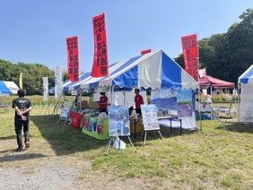 出店テントの様子