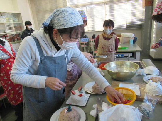 ケーキ作り様子2