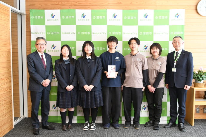 記念撮影の様子