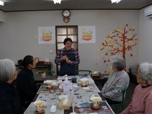 写真：リップクリームアンドハンドクリーム講座